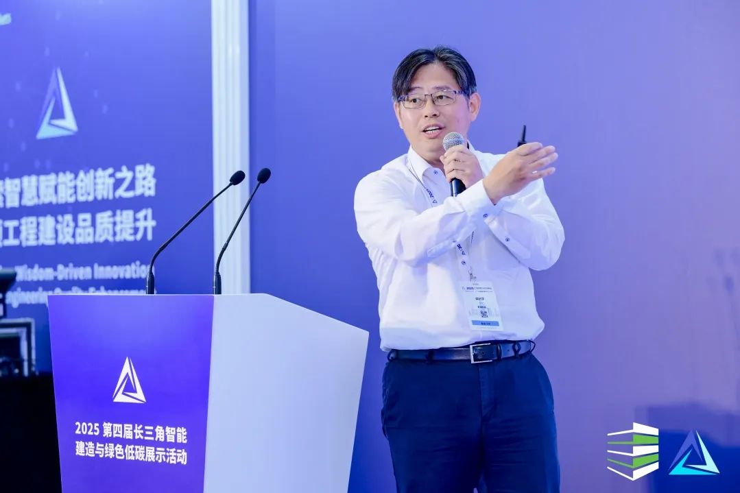亞洲混凝土世界博覽會 蔚建噴涂機器人獲“技術創新智能機器人獎”(圖2)